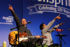 Caspar & Fred Rock the Crowd