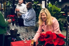 Robin-volunteering-with-Patterson-Cellars-Team-GNO-11-29-18